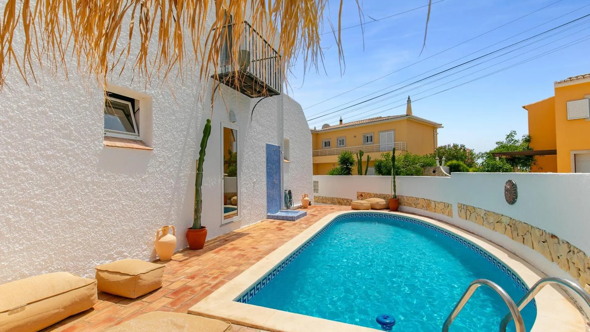Vila Dos Gunn, Praia Da Luz 0*,  Portugal