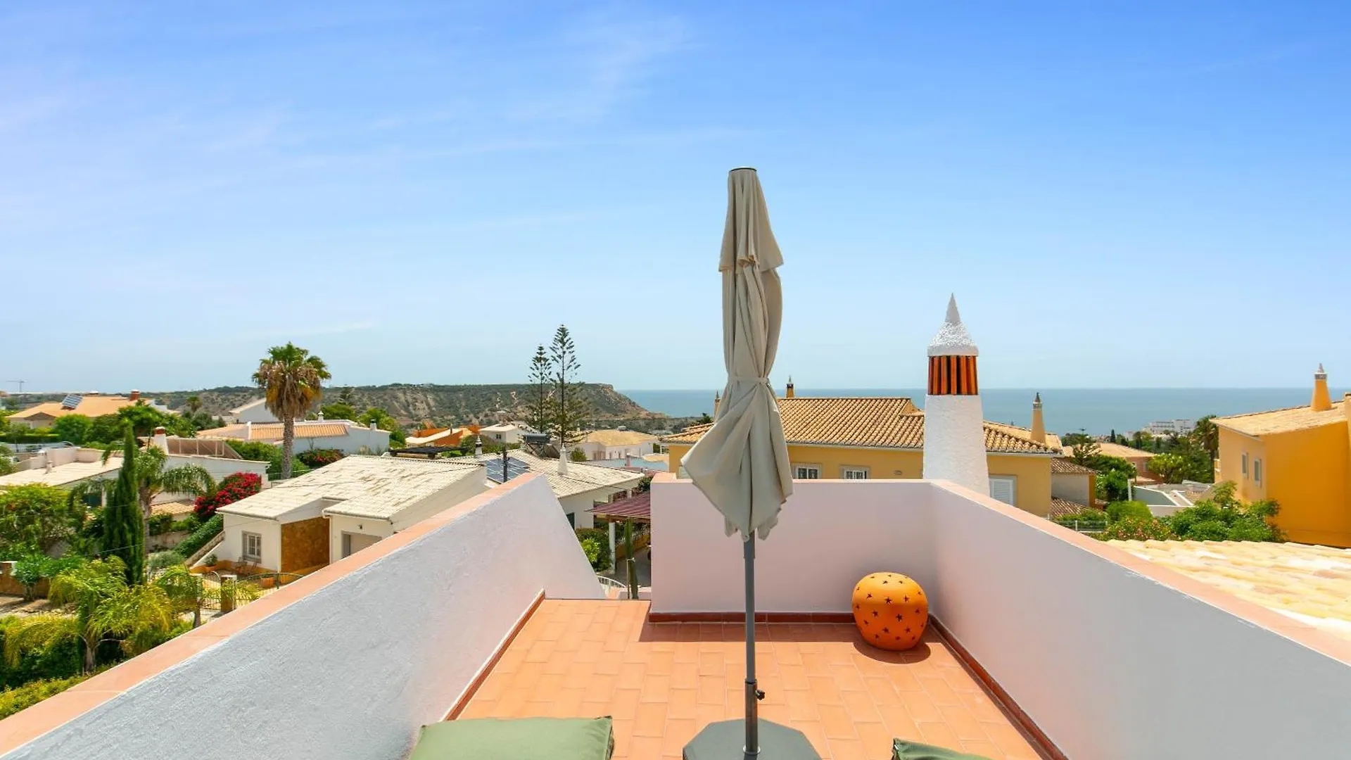 Vila Dos Gunn, Praia Da Luz Portugal