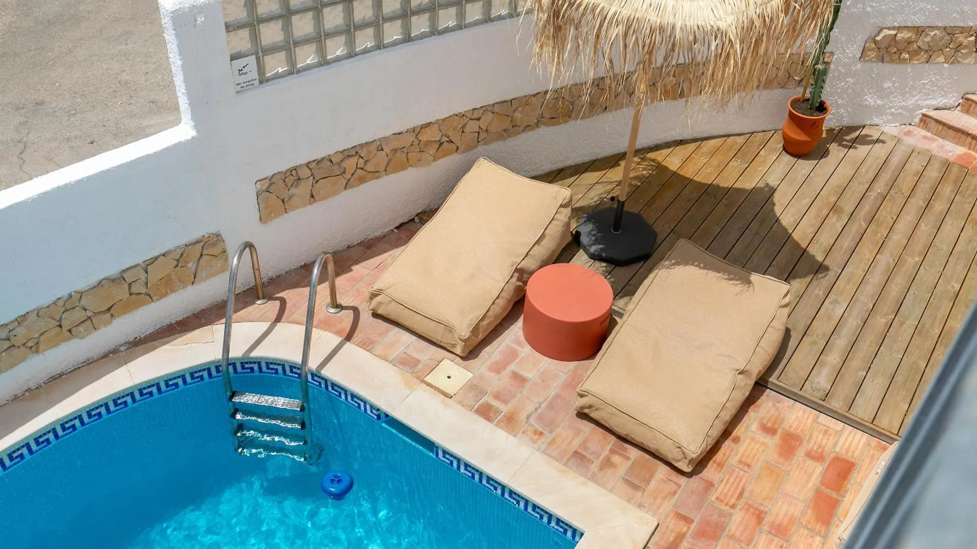 Vila Dos Gunn, Praia Da Luz