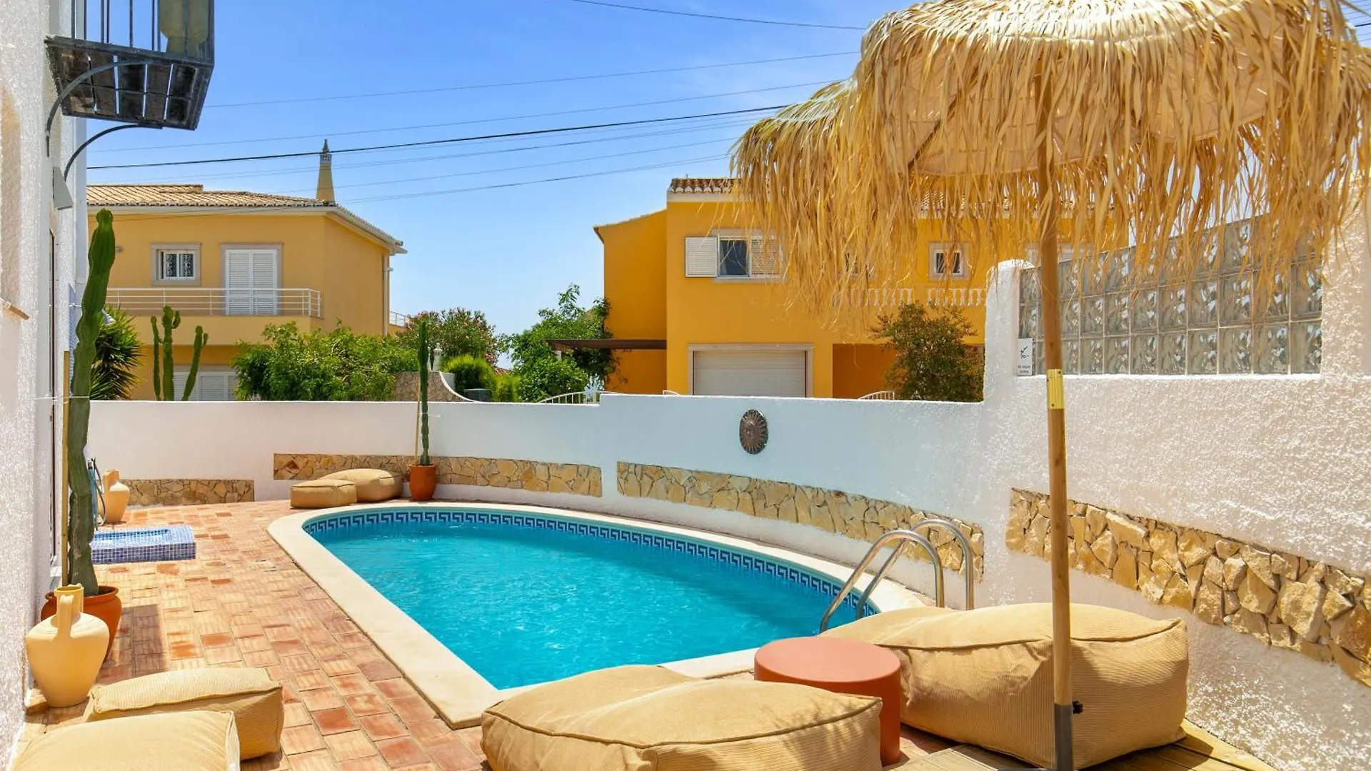 Vila Dos Gunn, Praia Da Luz Portugal