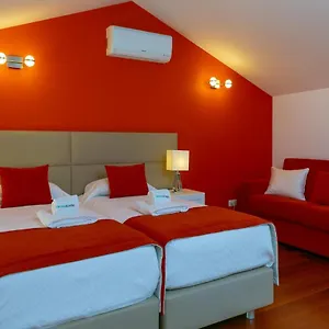  Appartement Luzbay Pool